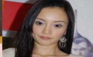 马蓉曝被王宝强殴打？监控显示马蓉带剪刀上门找事？