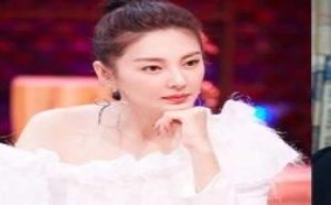 王源被刘能翻牌 麻辣鸡ins晒中国国旗 20181119