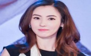 李小璐贾乃亮离婚仍联系 董璇经纪人解救高云翔20191115