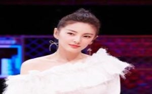 王思聪撩妹新花样 郑爽张恒疑开车甜蜜自驾游20190201