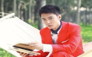 郑爽做手术去掉嘴角疤痕 张馨予升级当妈妈？20190422