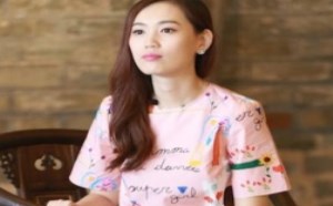 郑秀文风波后首发新歌 邓伦被指抄袭胡歌方案20190606