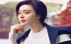 崔雪莉不穿内衣的原因 胡歌西藏做公益捡垃圾20190725
