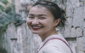 00后男星厕所直播吃面 马思纯回应肚子赘肉争议20191126